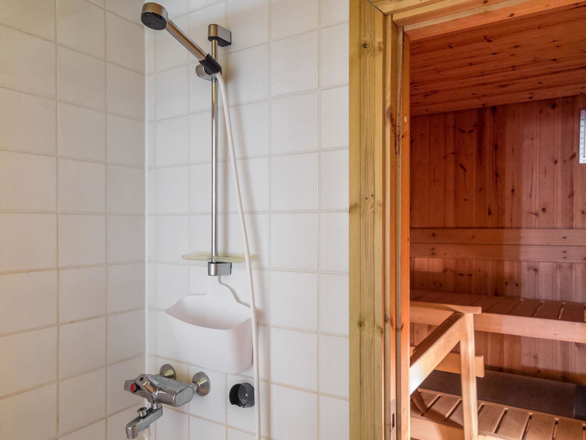 Ylläskuru d 2-Binnen