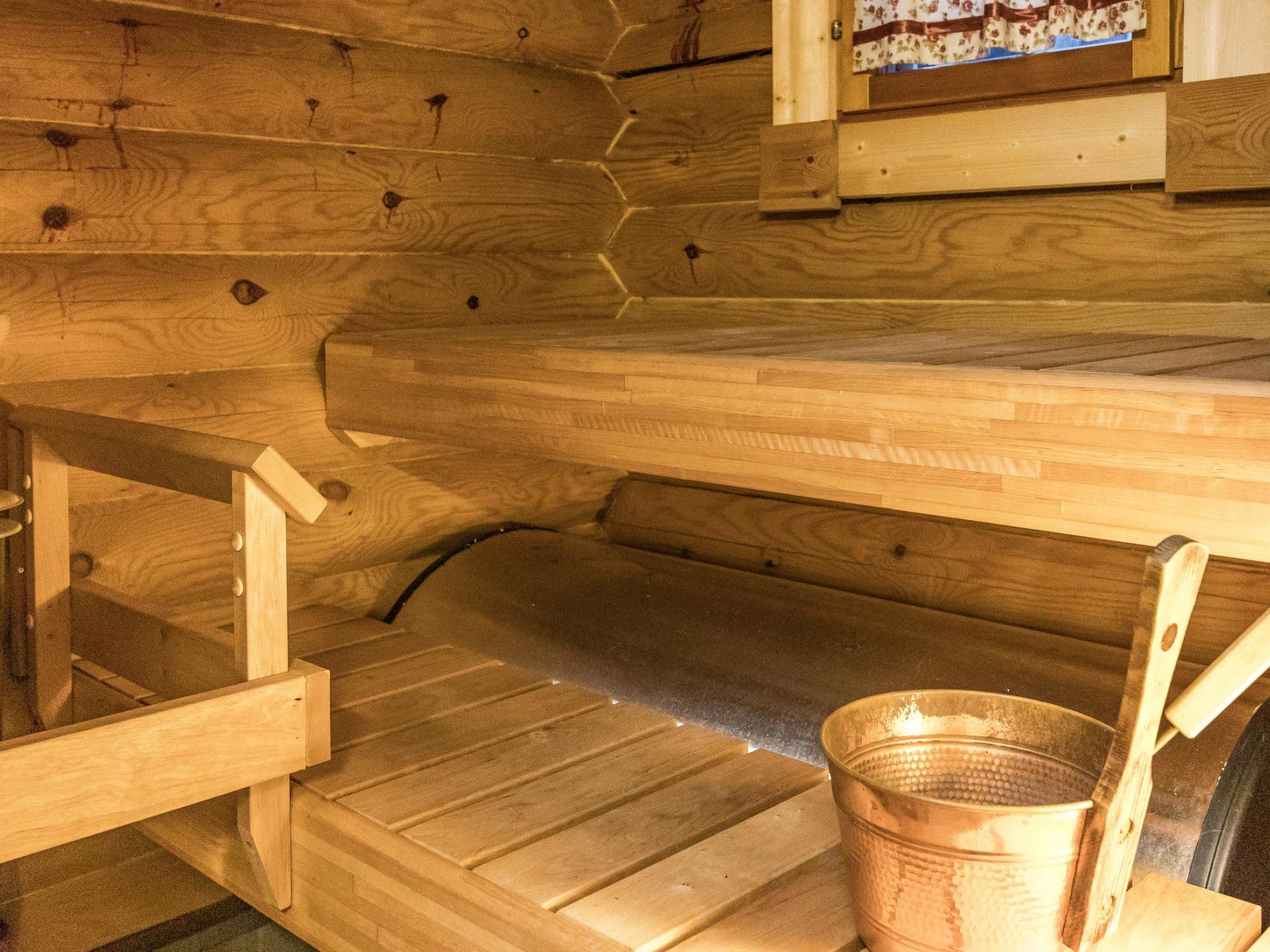 Ylläksen tunturihonkamaja 5-Binnen