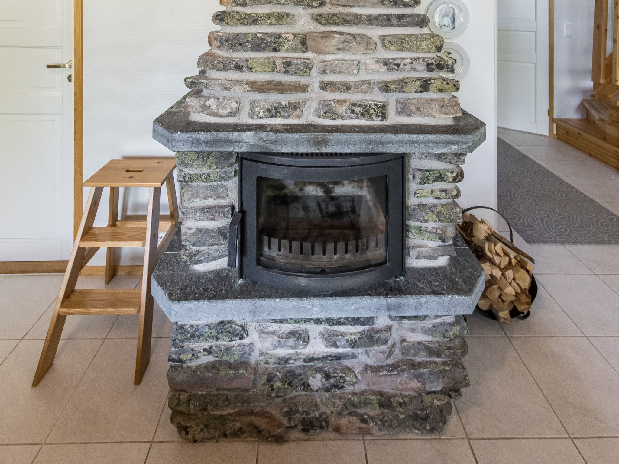 Kukasrakka 3 b 8-Drinnen