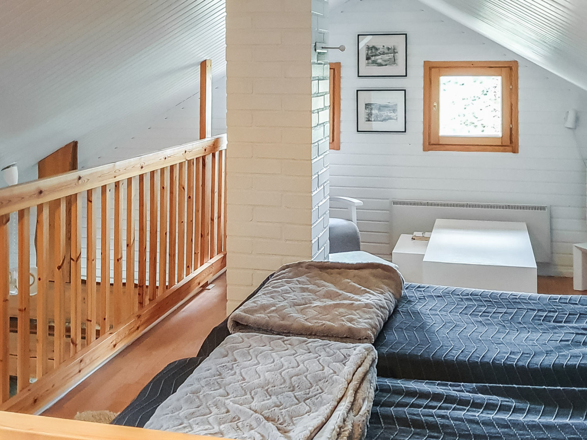 Kukasrakka 3 b 8-Drinnen