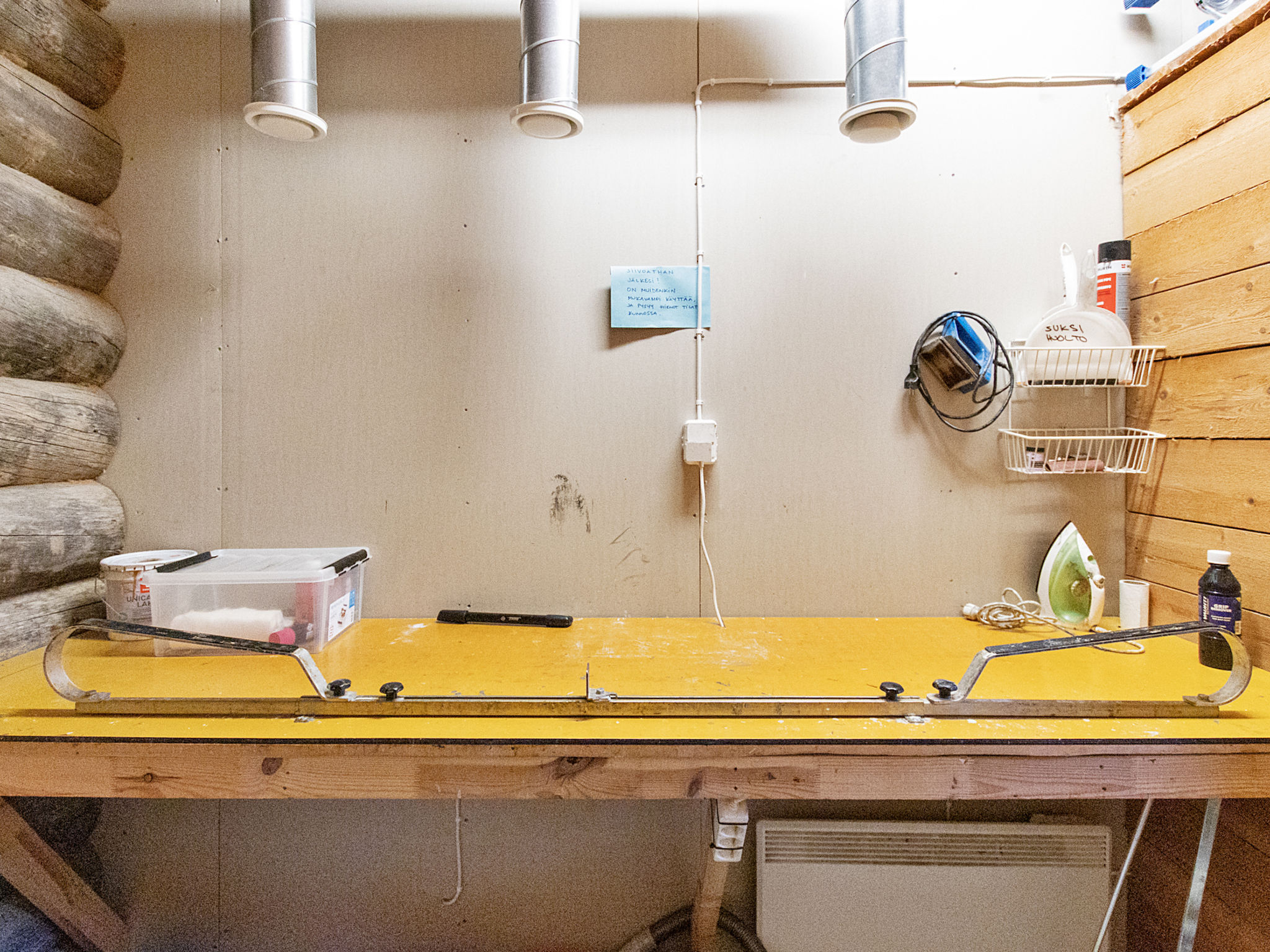 Kukasrakka 3 b 8-Drinnen