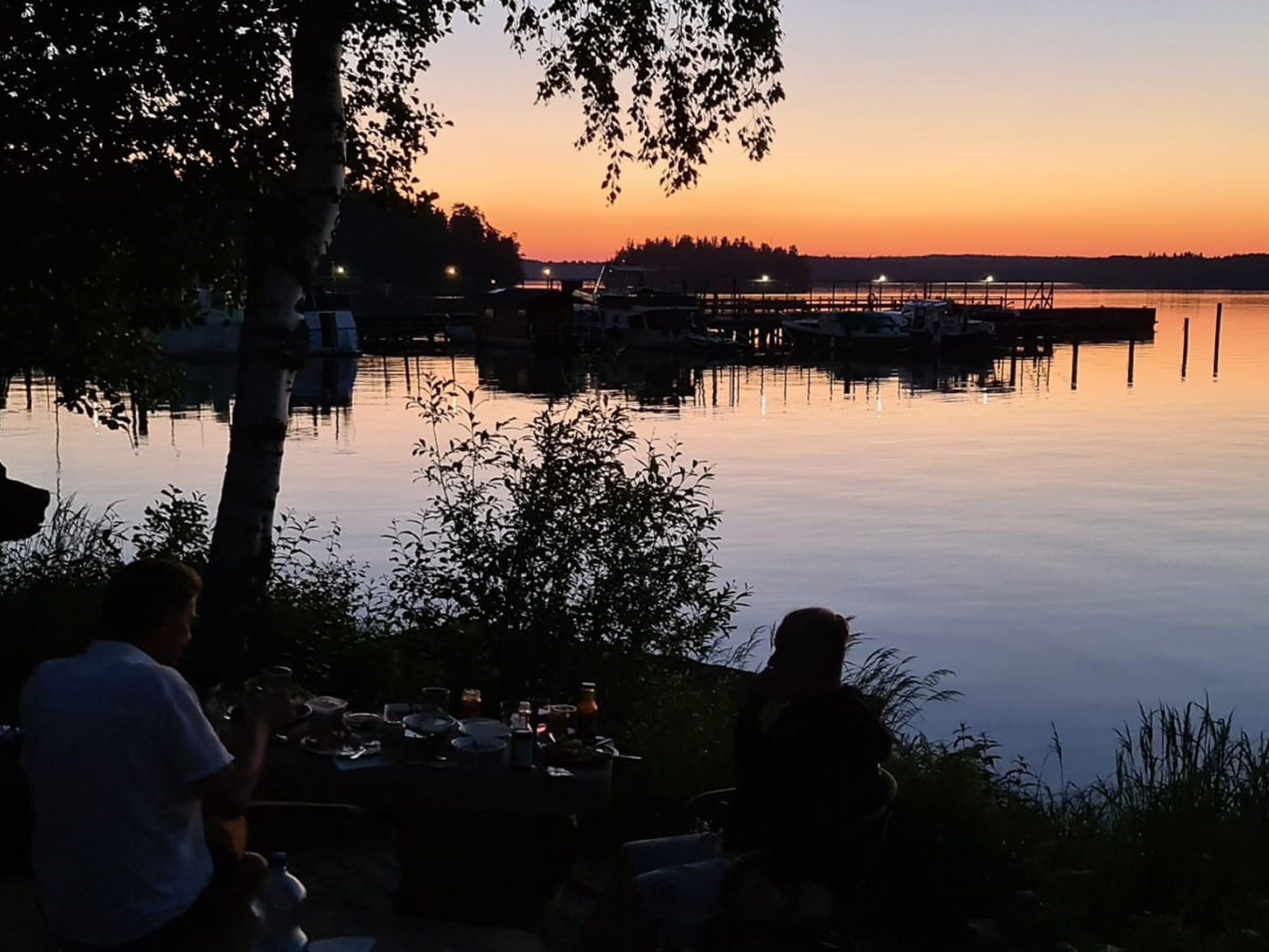 Liisan ranta - Binnen