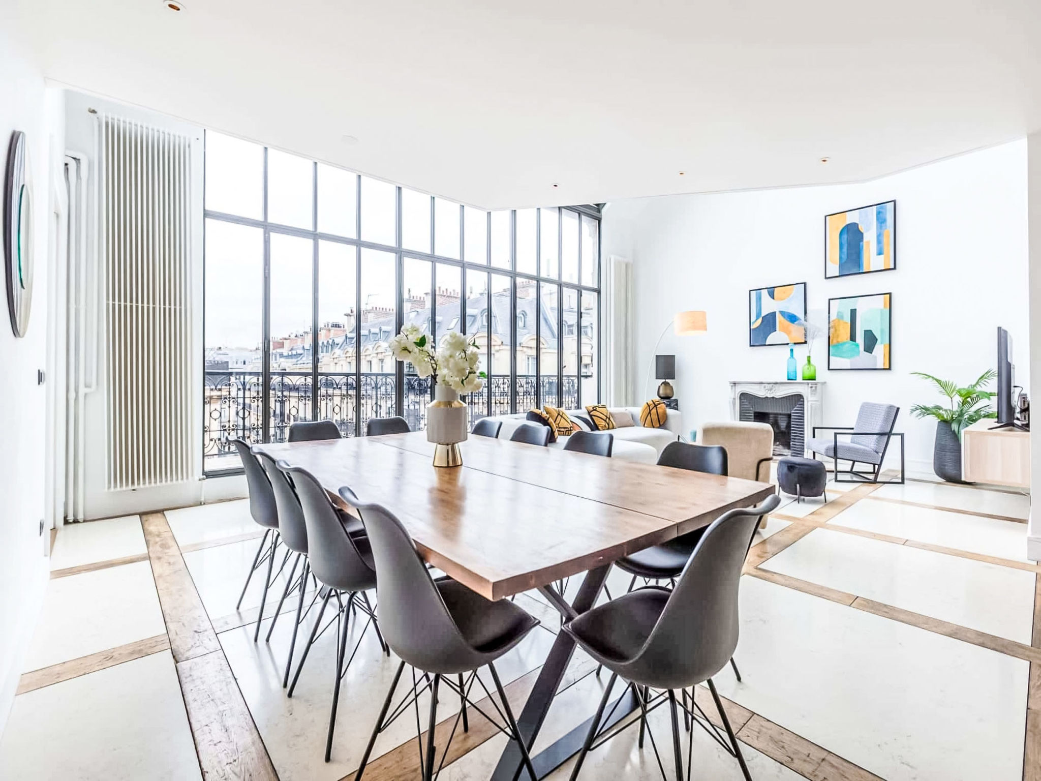 Spacious 5 Bedroom - Binnen