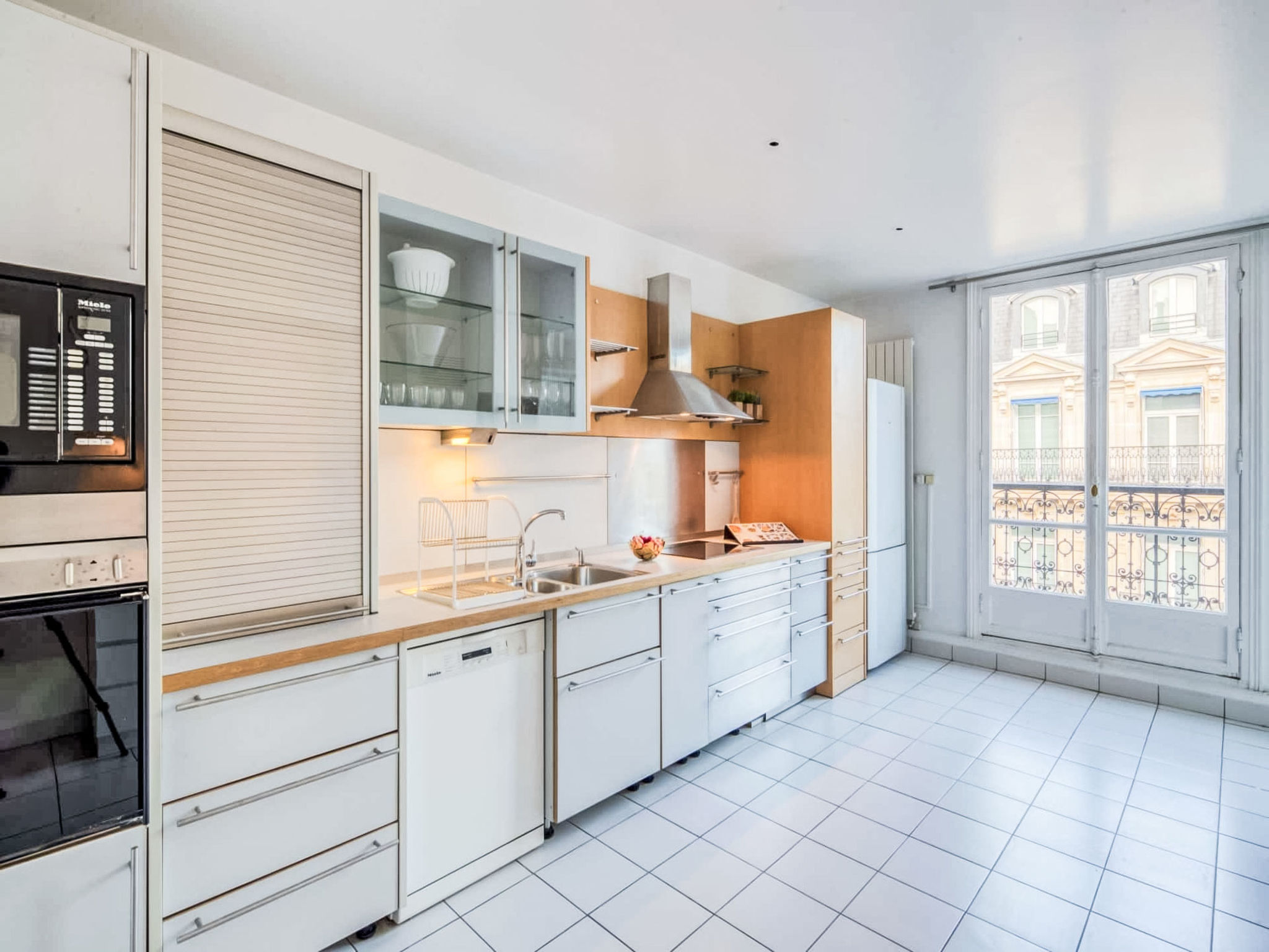 Spacious 5 Bedroom - Binnen