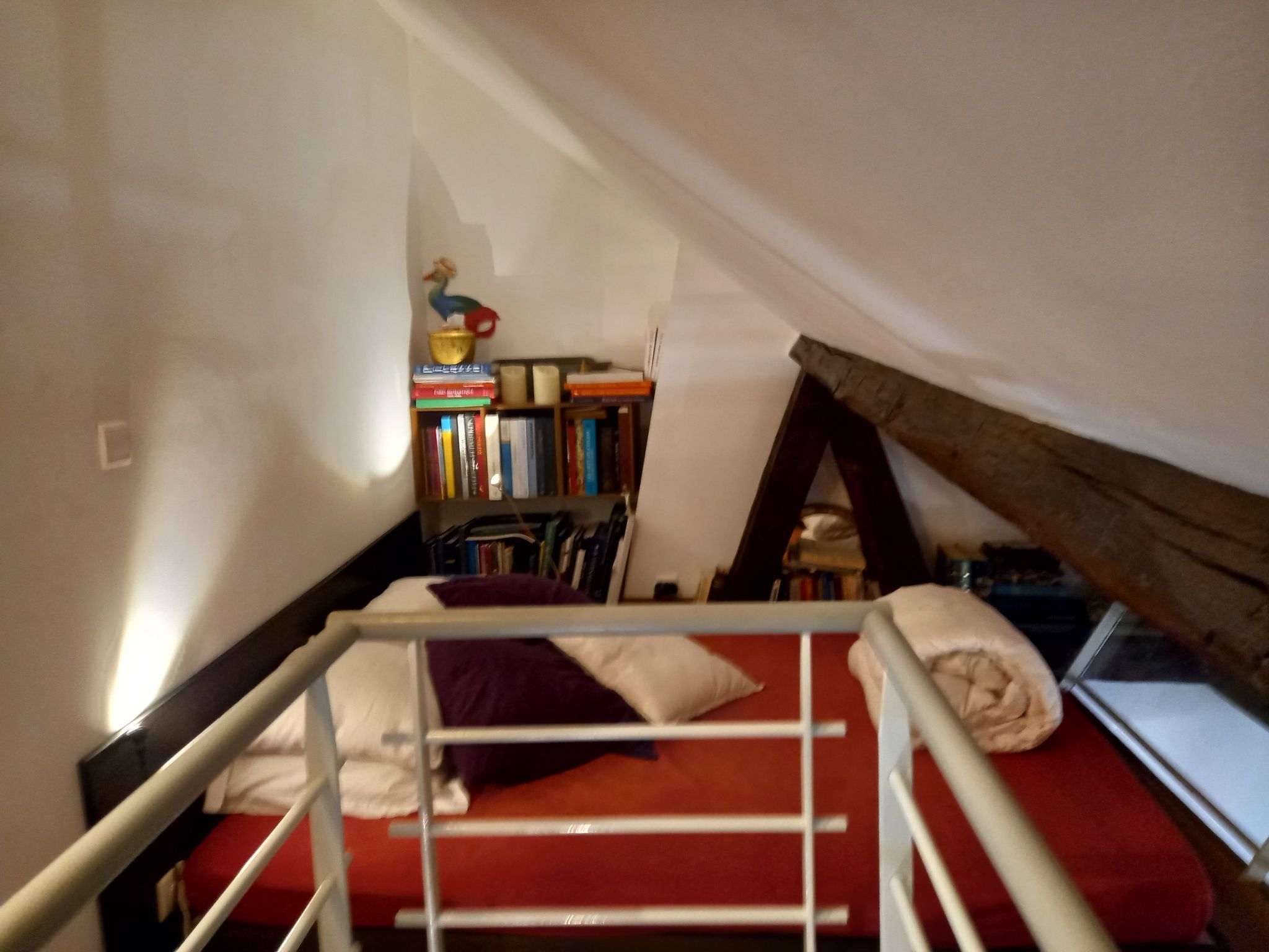 Schöner romantischer Blick auf die Seine-Binnen