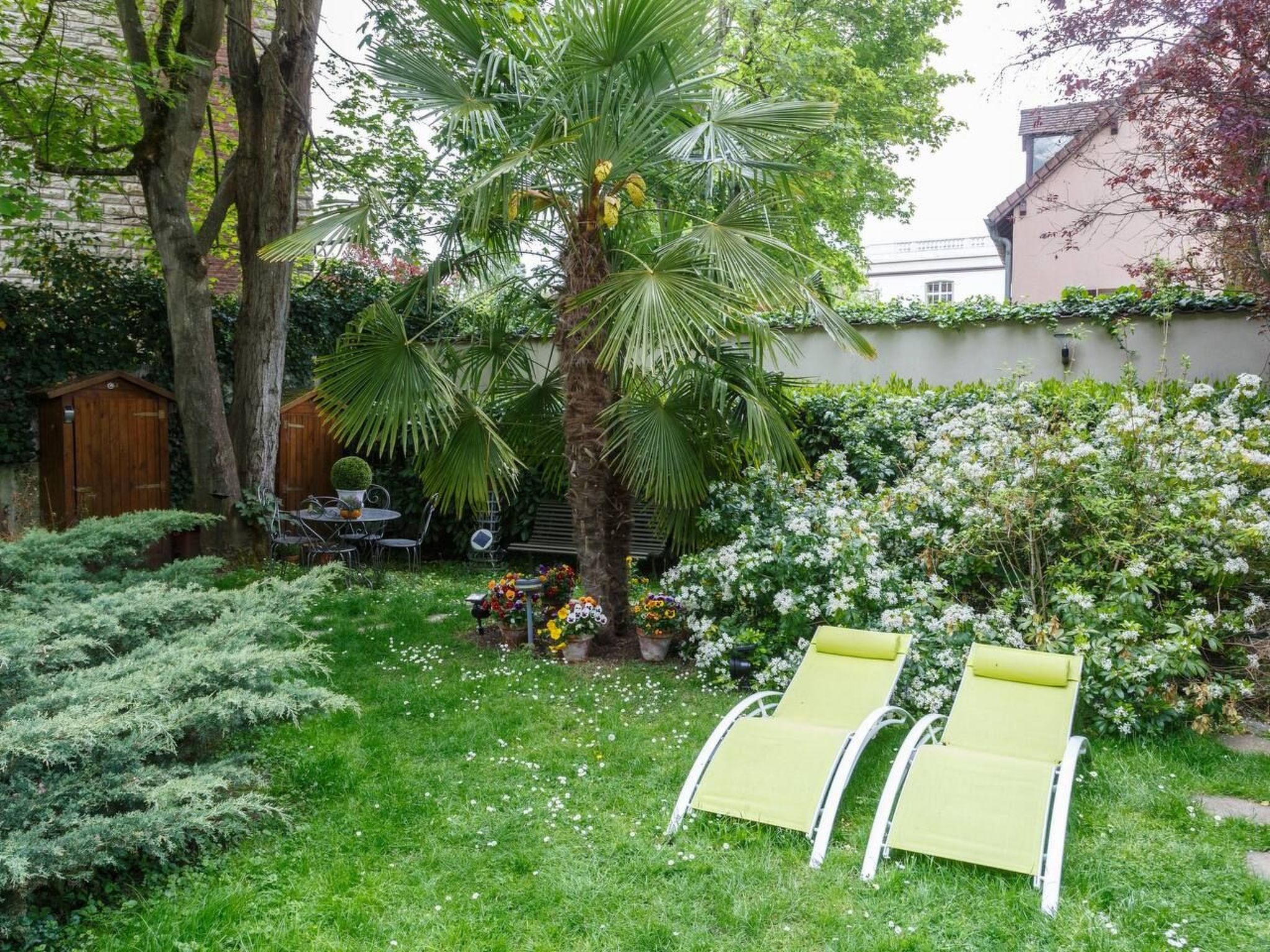 Versailles in Ruhe-Outside