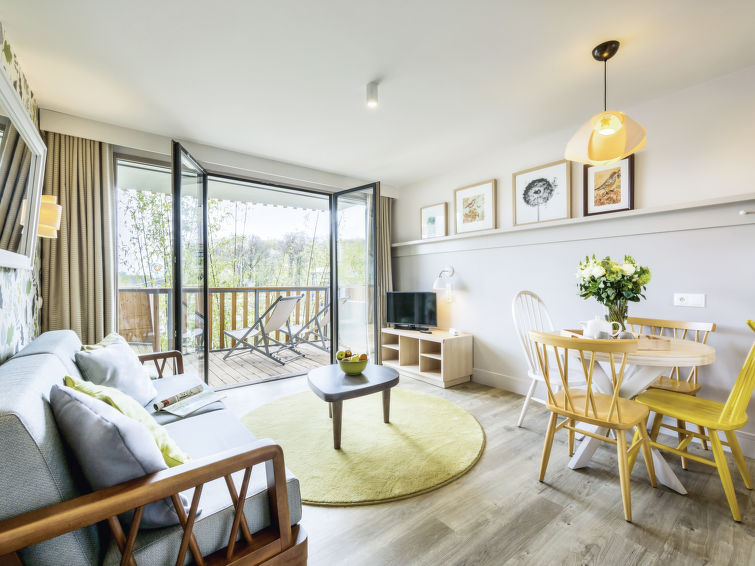Search and Stay destination Bailly-Romainvilliers, IDF - France from AU$ 365. Aparttement Premium