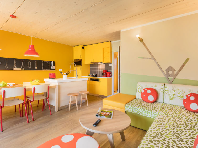 Search and Stay destination Bailly-Romainvilliers, IDF - France from AU$ 652. Cottage Comfort
