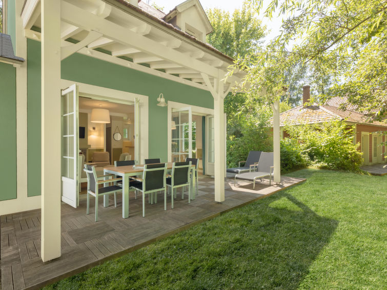 Search and Stay destination Chamouille, Hauts-de-France - France from AU$ 551. Cottage Premium