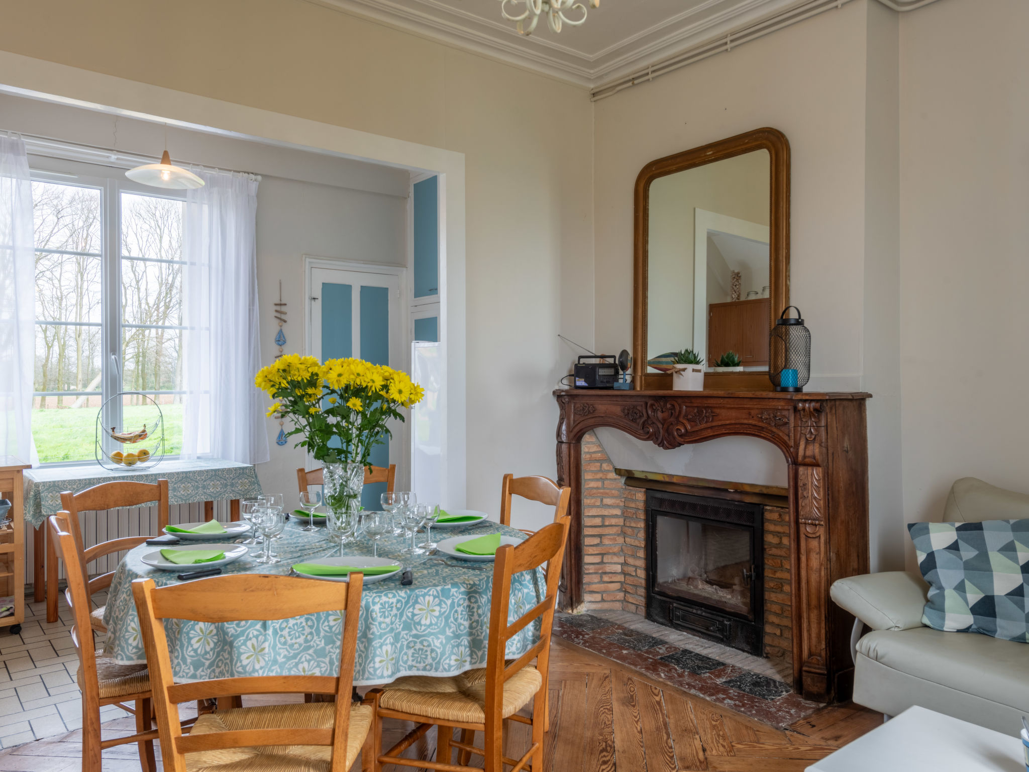 Kitchen / Dining Room