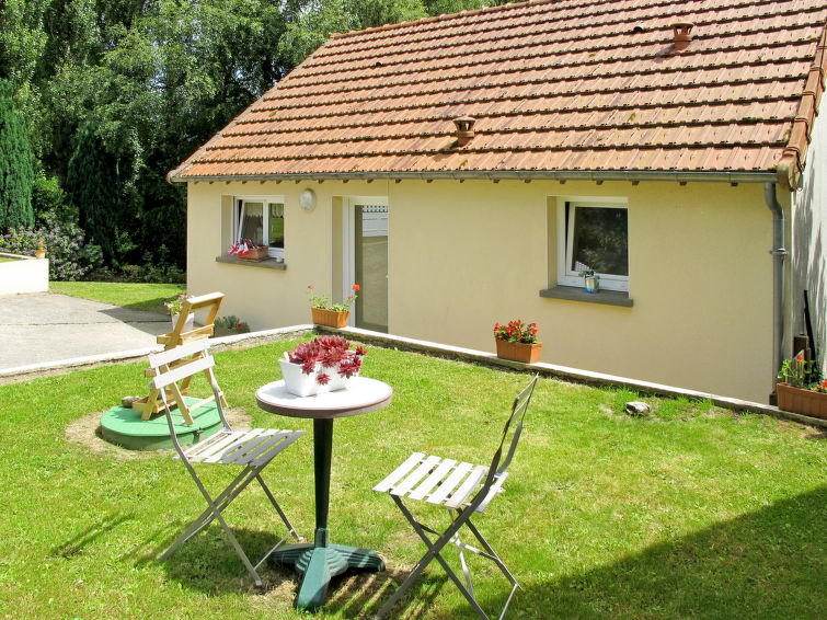Search and Stay destination Carentan-les-Marais, Normandie - France from AU$ 152. de Beaumont
