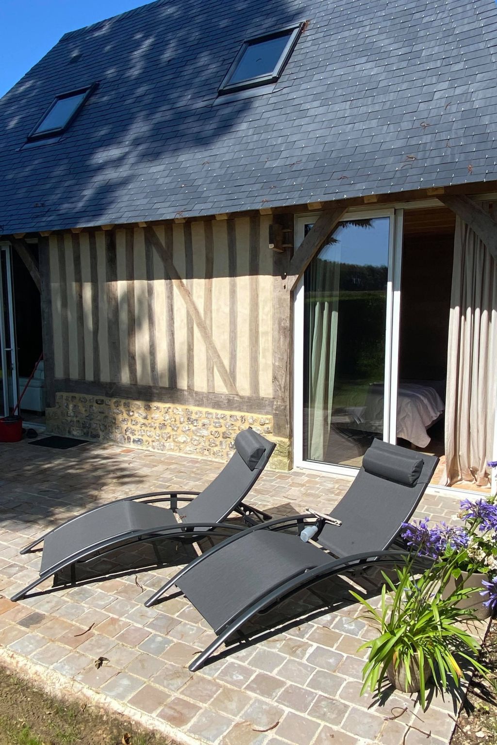 Neues normannisches Ferienhaus mit Charme die Kastanienbäume-Binnen