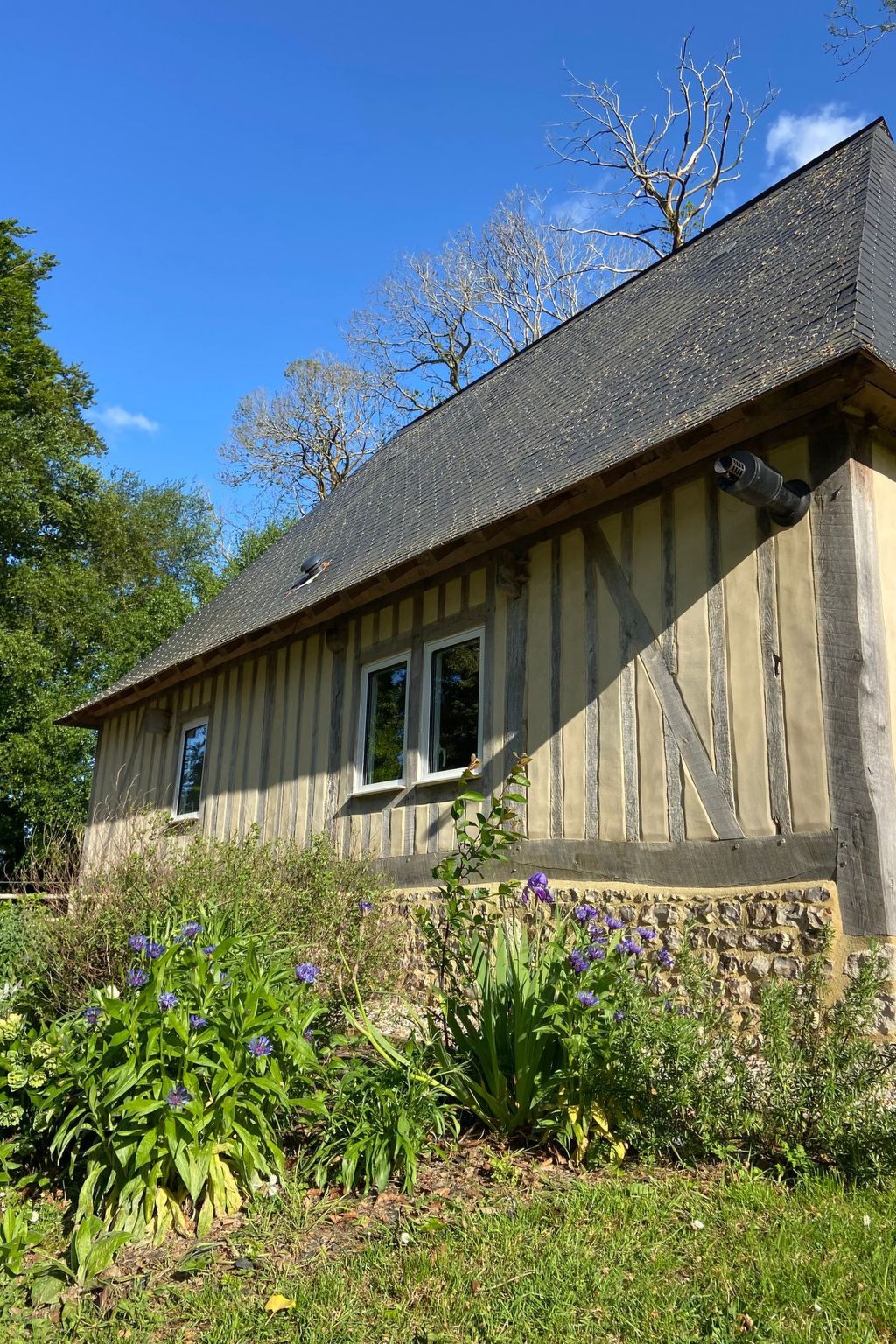 Neues normannisches Ferienhaus mit Charme die Kastanienbäume-Binnen