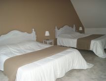 Ruim Normandisch vakantiehuis met 3 slaapkamers, open haard en grote tuin bij Bec de Mortagne - thumbnail 3
