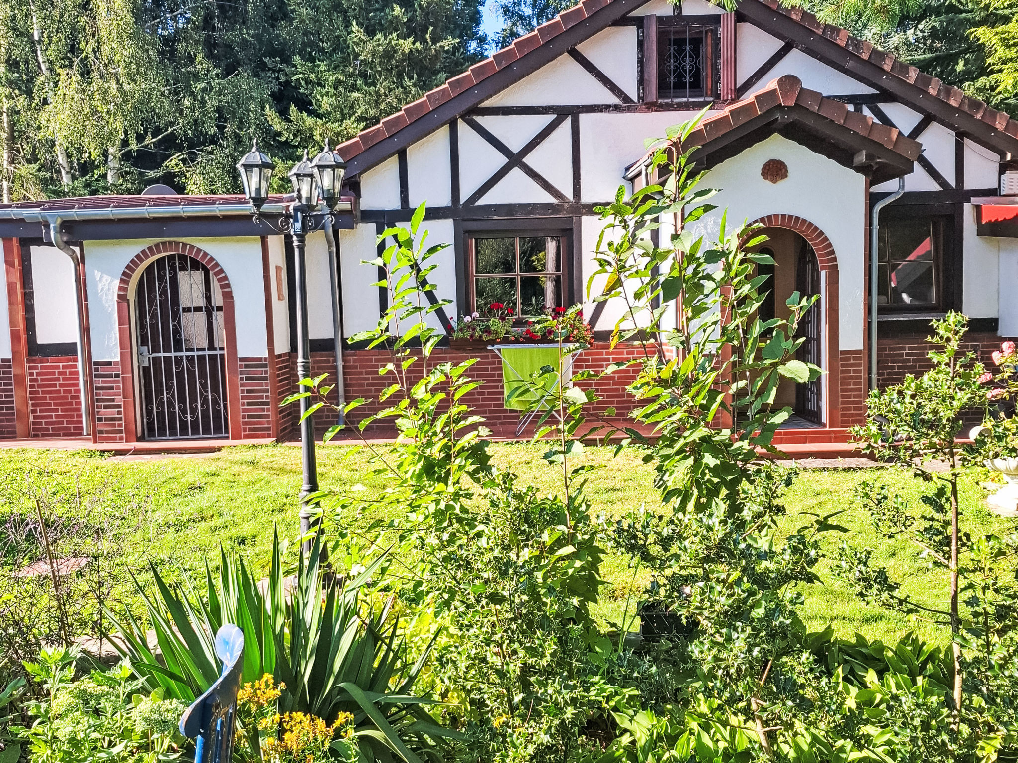 Mit großem Garten in La Prée