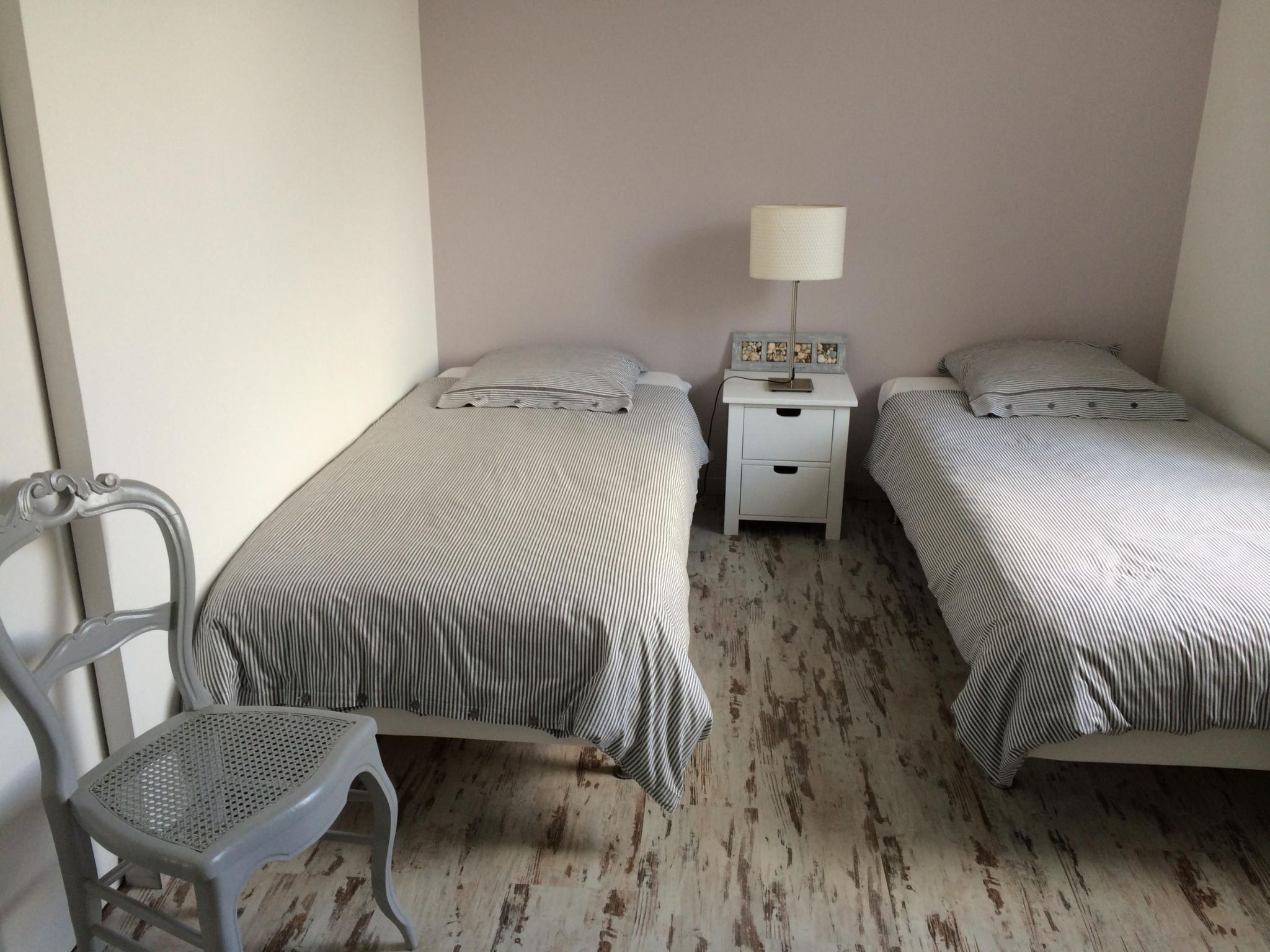 Charmantes Steinhaus in der Nähe des Meeres-Inside