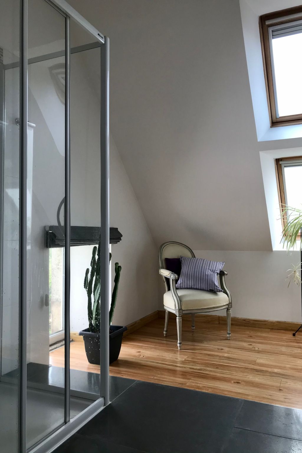 Charmantes Steinhaus in der Nähe des Meeres-Inside