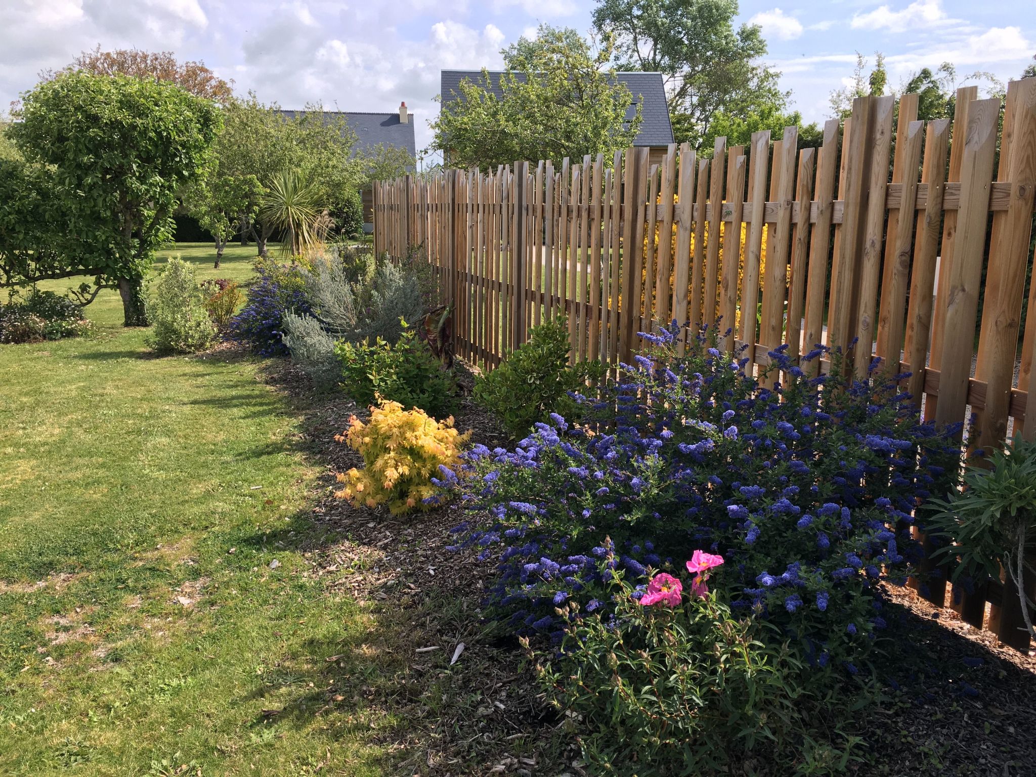 Charmantes Steinhaus in der Nähe des Meeres-Inside