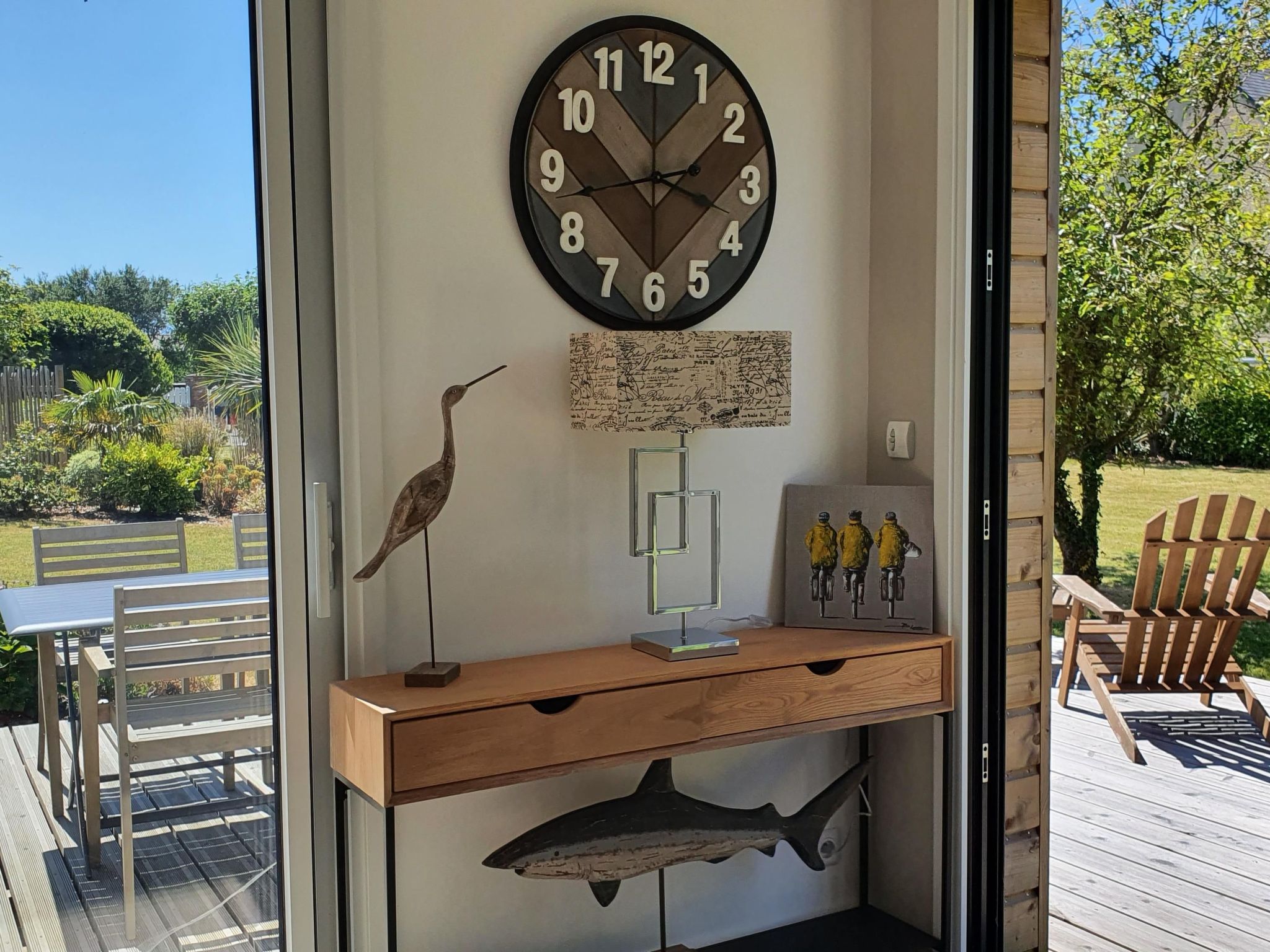 Charmantes Holzhaus in einer grünen Umgebung-Binnen