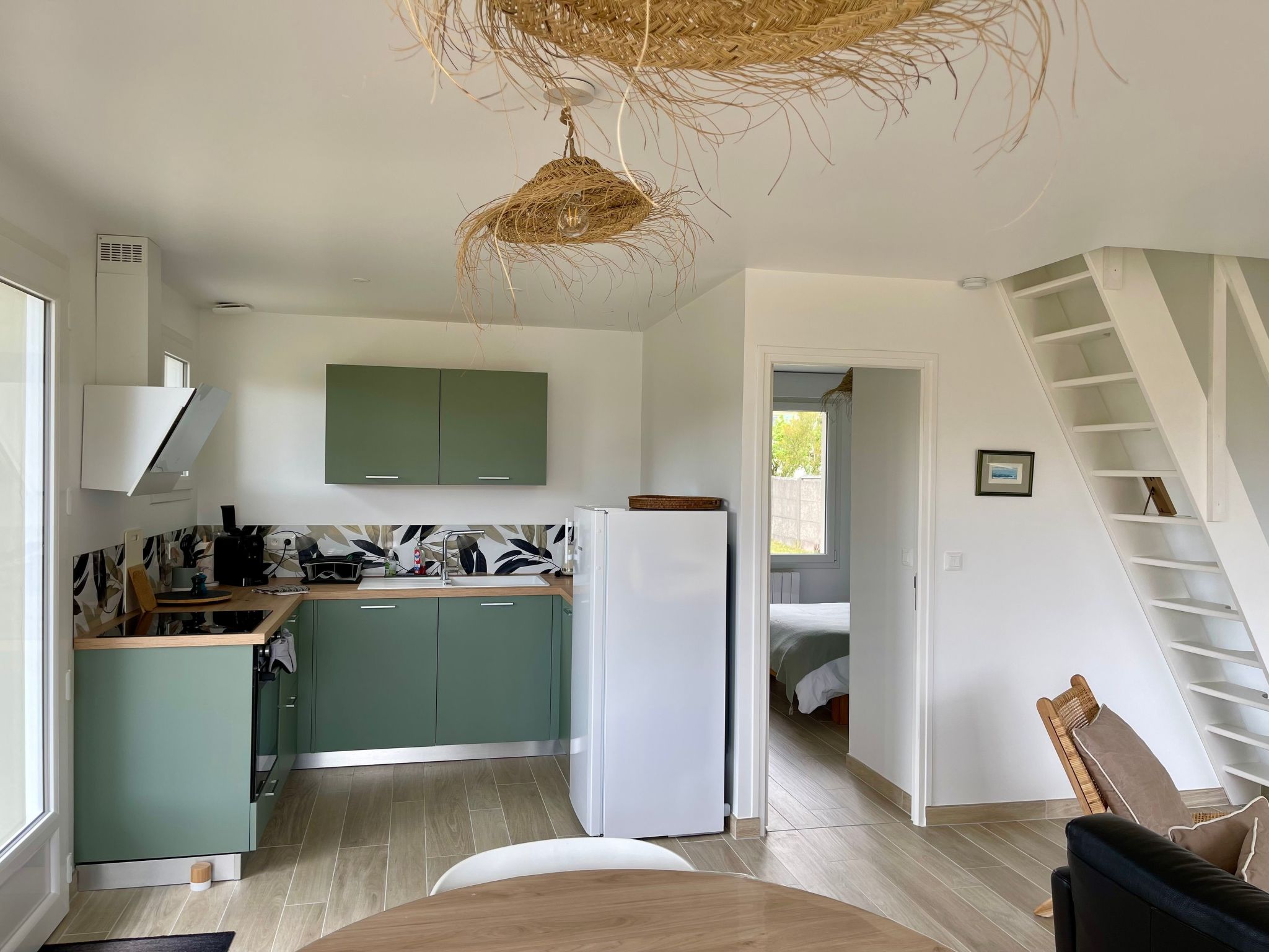 Haus im Erdgeschoss in Strandnähe-Binnen