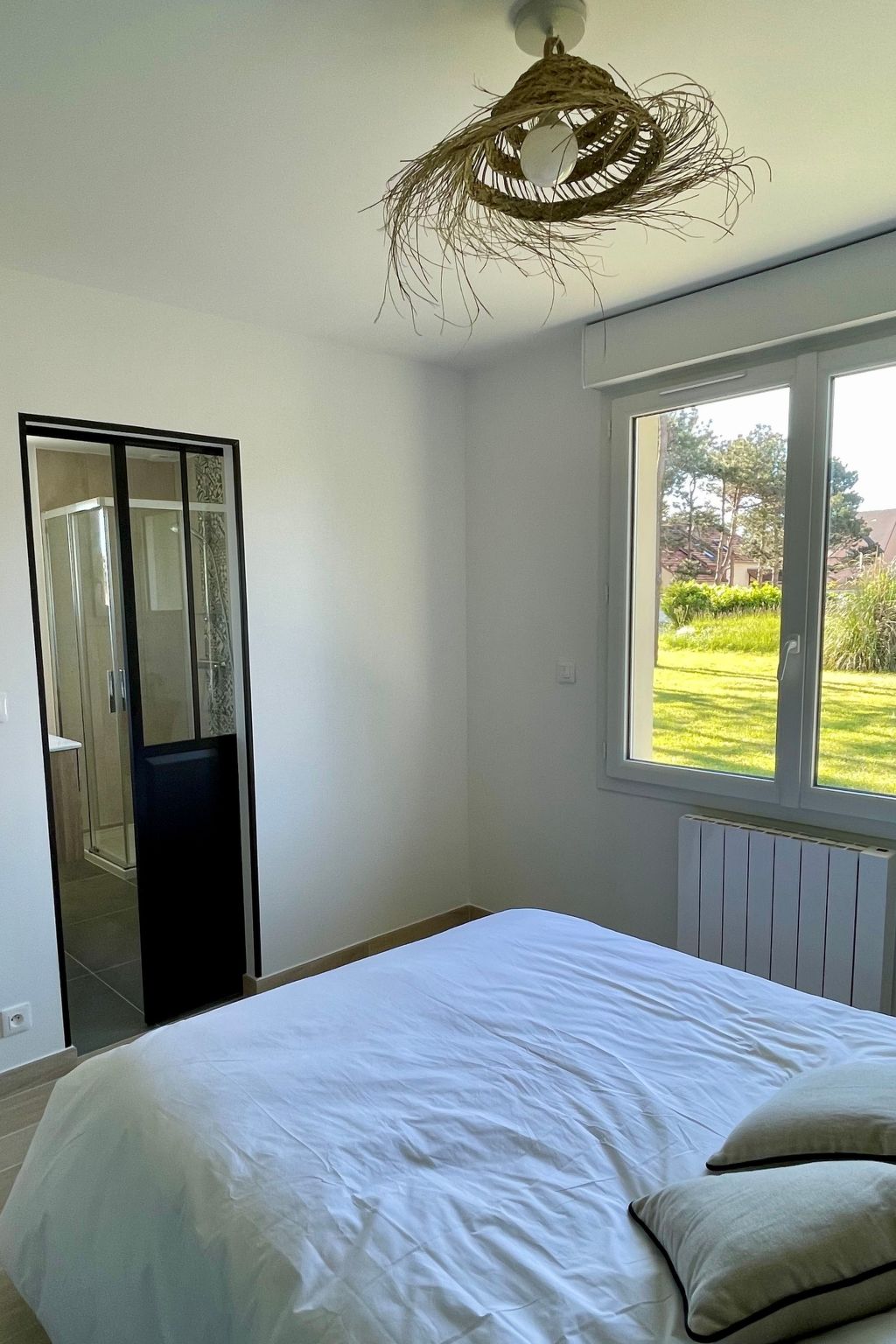 Haus im Erdgeschoss in Strandnähe-Binnen