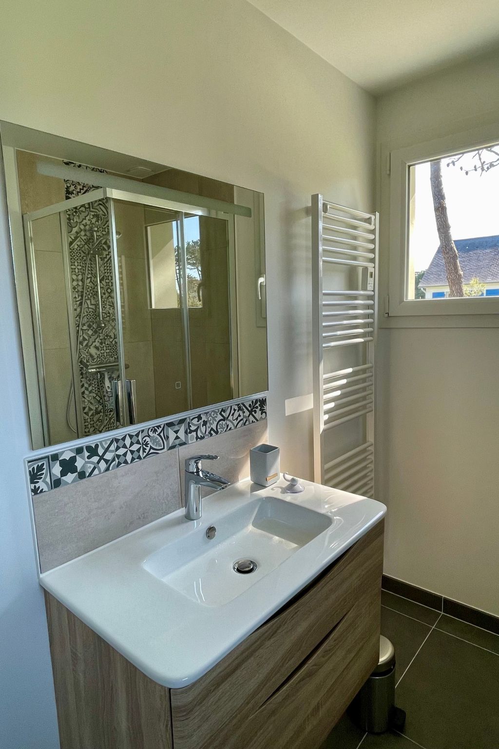 Haus im Erdgeschoss in Strandnähe-Binnen