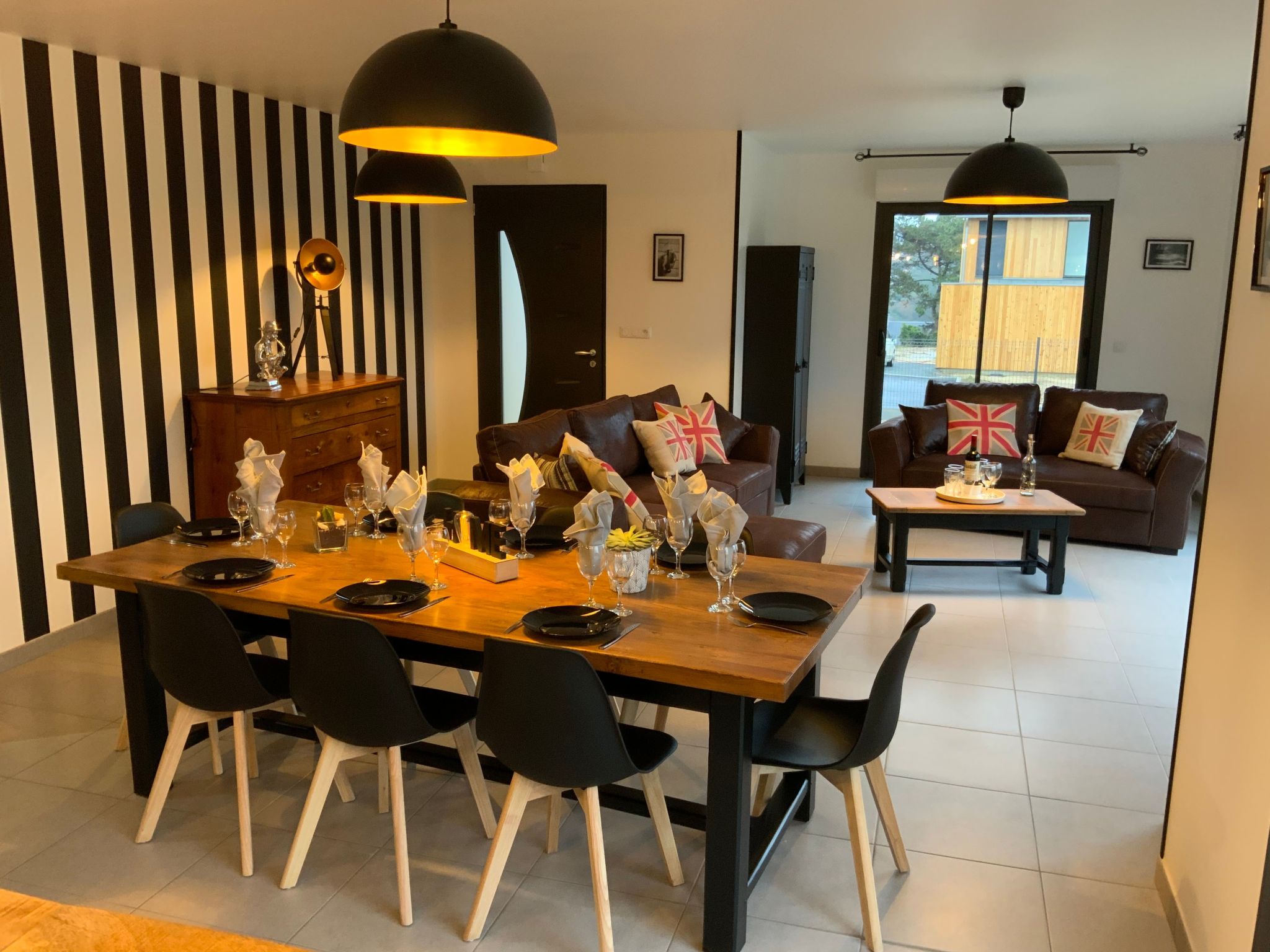 L Atelier Veulais-Binnen