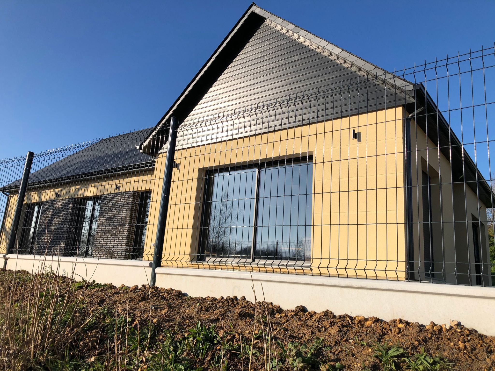 L Atelier Veulais-Binnen