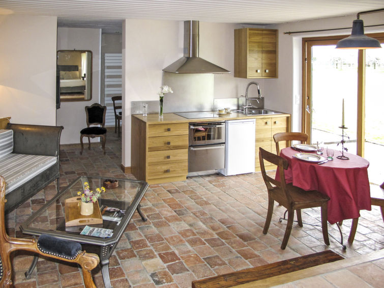 Search and Stay destination Notre-Dame-d'Estrées-Corbon, Normandie - France from AU$ 157. La Prairie