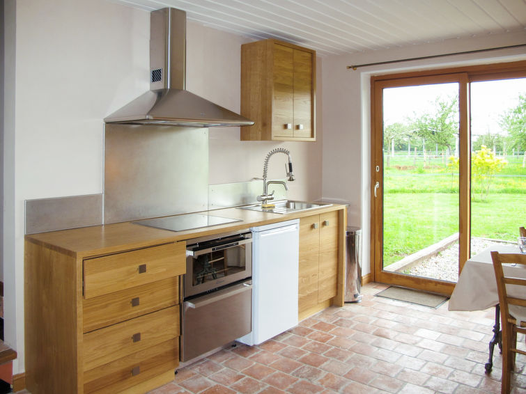 Search and Stay destination Notre-Dame-d'Estrées-Corbon, Normandie - France from AU$ 157. Le Verger