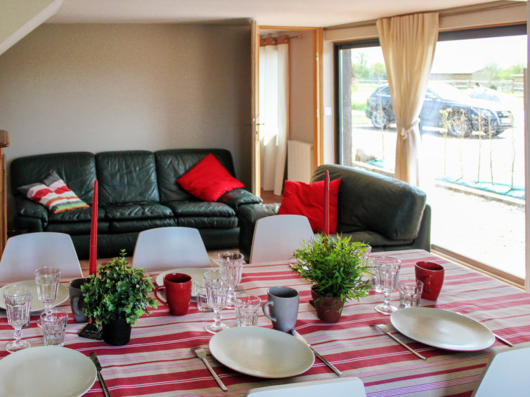 Search and Stay destination Notre-Dame-d'Estrées-Corbon, Normandie - France from AU$ 253. L´Etang (CRB402)