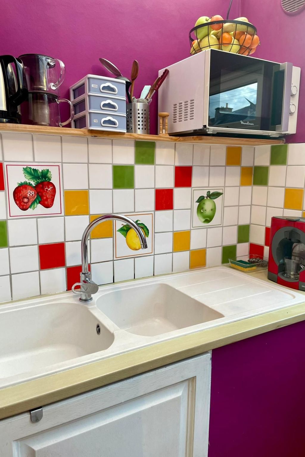 Stadthaus mit eigenem Garten und Grill-Drinnen