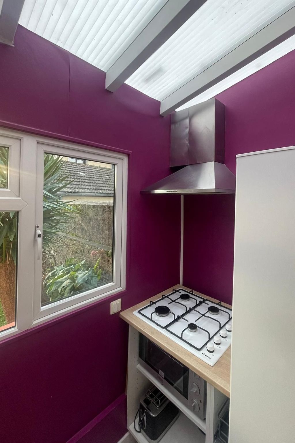 Stadthaus mit eigenem Garten und Grill-Drinnen