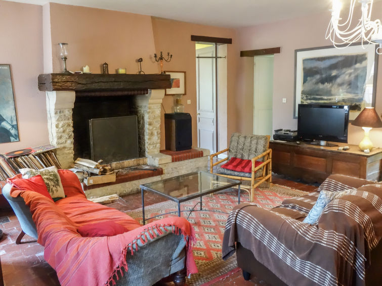 Search and Stay destination Tour-en-Bessin, Normandie - France from AU$ 255. Les Londes