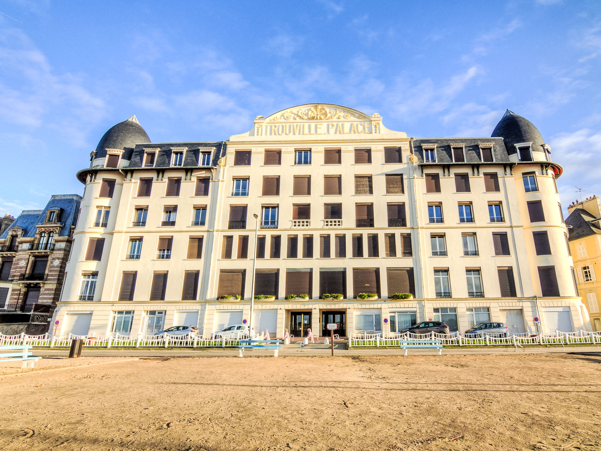 Trouville Palace-Outside