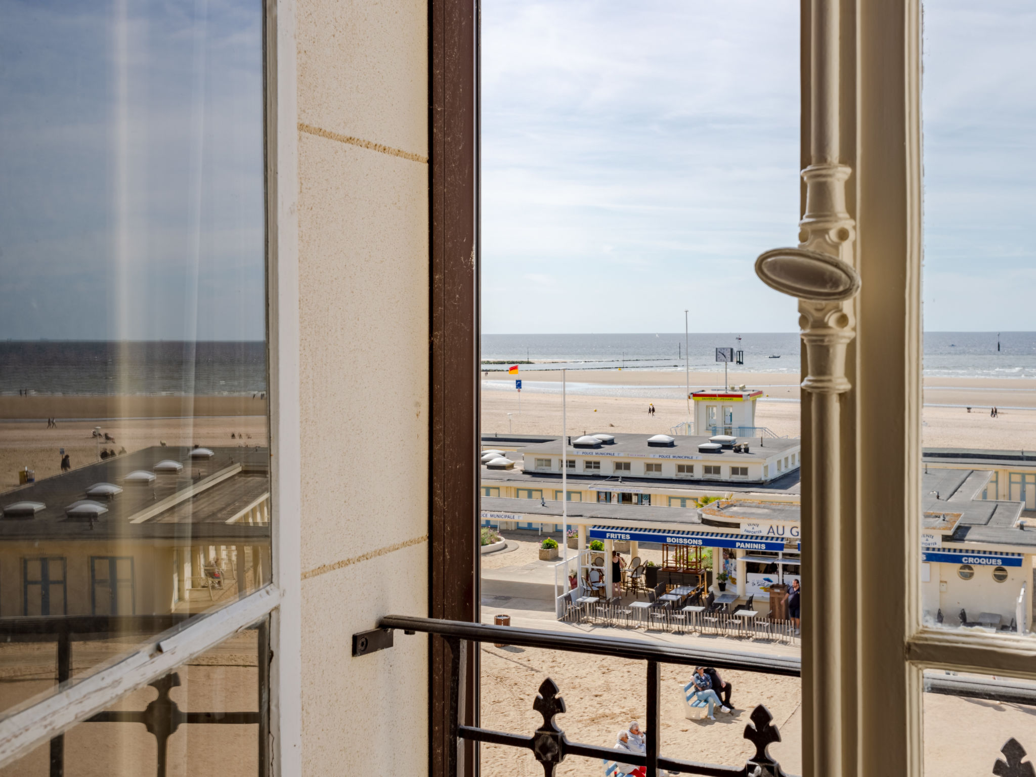 Trouville Palace-Outside