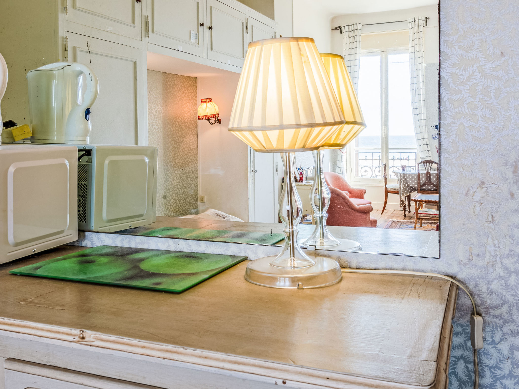 Trouville Palace-Inside
