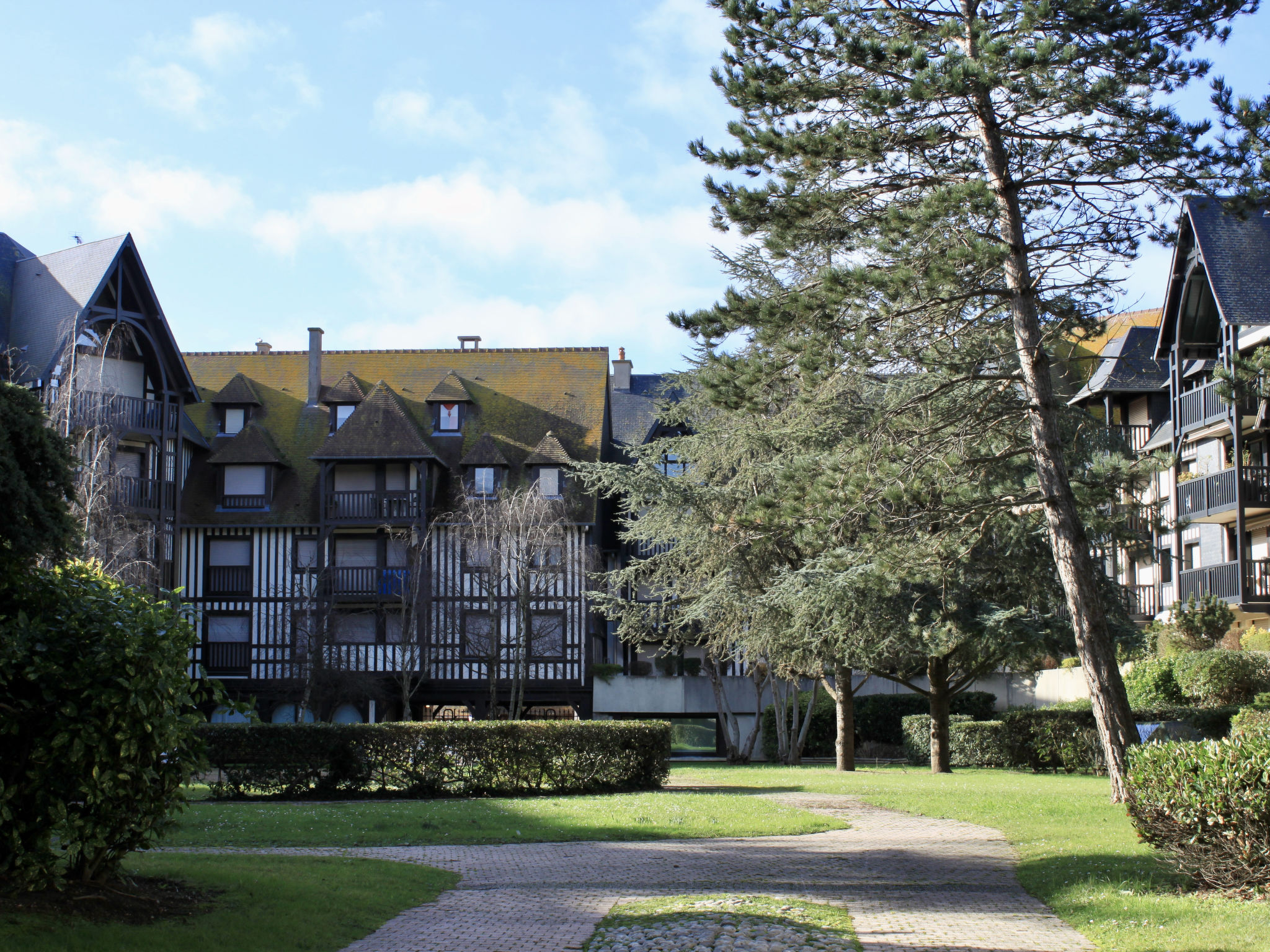 Les Jardins du Yacht Club-Buiten