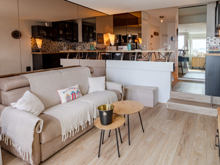 Centraal gelegen appartement met zeezicht in Deauville-Trouville in Deauville-Trouville