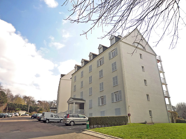 Le Parc de La Jacotte Apartment in Deauville-Trouville