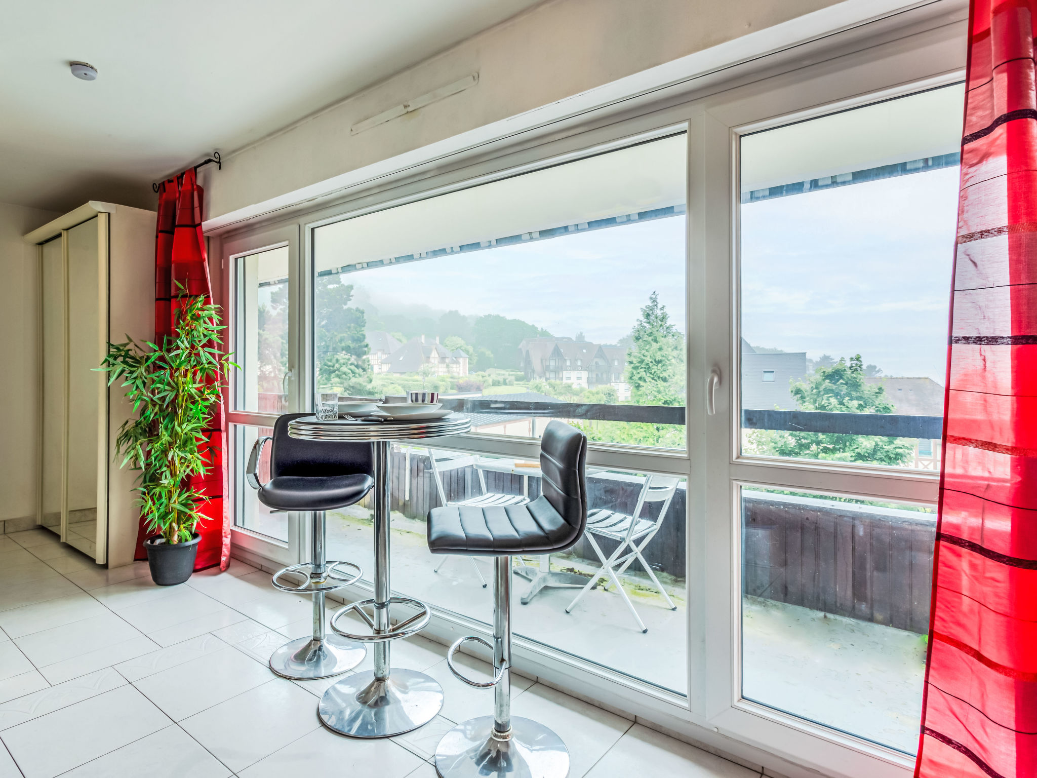 Photo of Les Flots Bleus