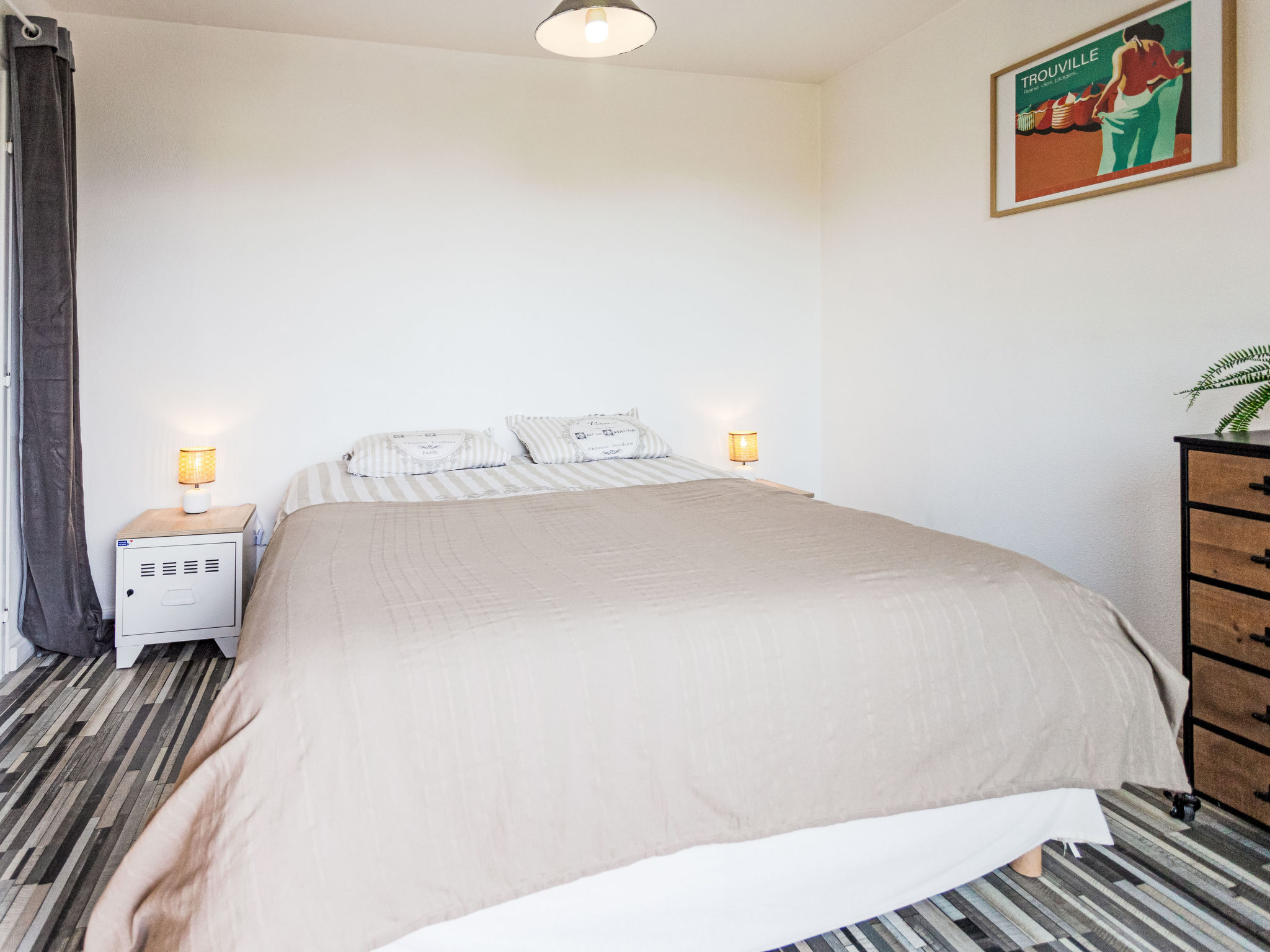 Photo of Les Flots Bleus