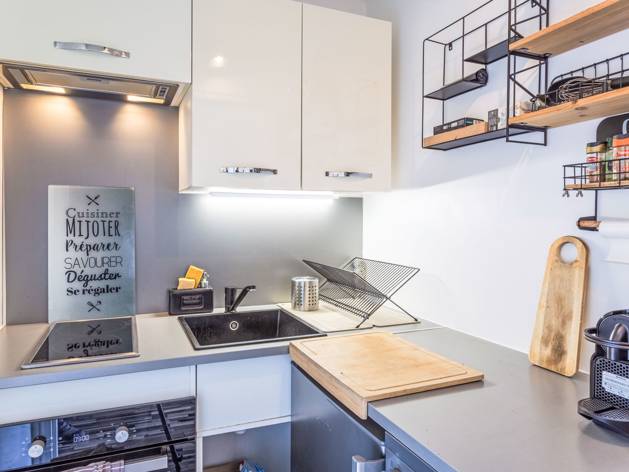 Photo of Les Flots Bleus