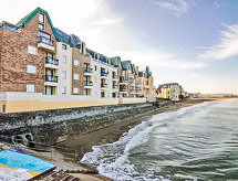 Appartement Les Flots: direct aan het strand van Trouville-sur-Mer - thumbnail 5