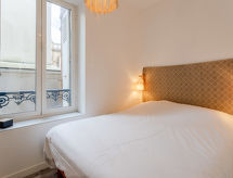 Intiem Appartement op 90 Meter van het Strand van Trouville - thumbnail 3