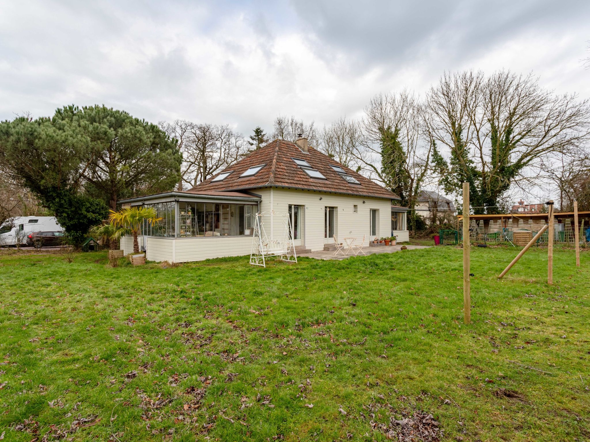 La maison du cavalier bleu-Outside