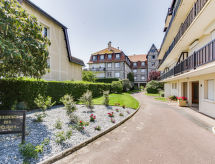 Knusse studio op 700 meter van het strand in Deauville - thumbnail 5