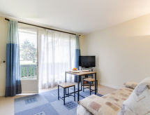 Knusse studio op 700 meter van het strand in Deauville - thumbnail 3