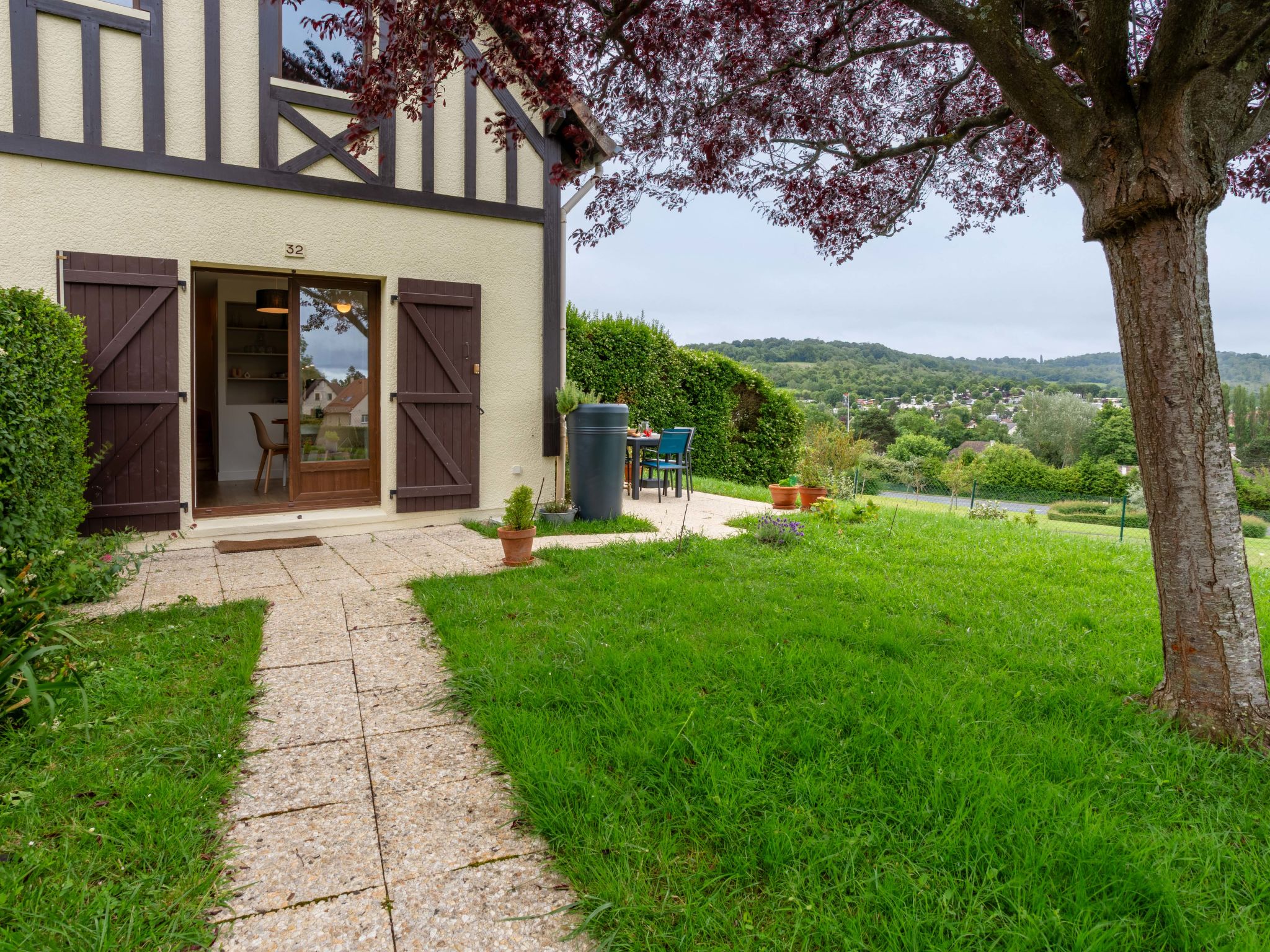 Les Ducs de Normandie - Buiten