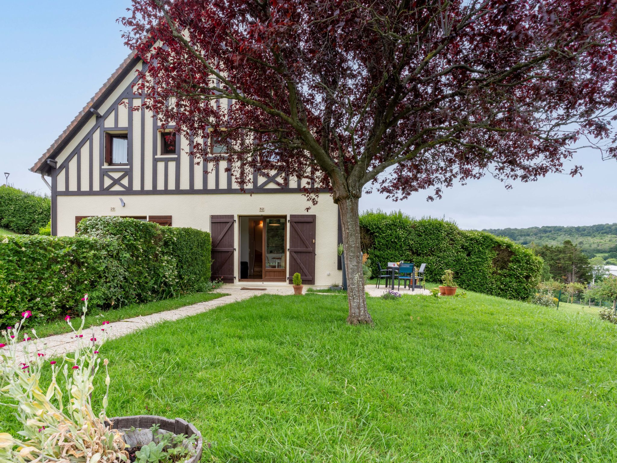Les Ducs de Normandie - Buiten